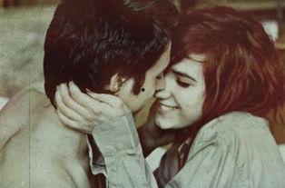 男人叉近女人视频,男人与女人亲密互动视频曝光